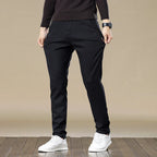 Calça Chino em Sarja Masculina - Linha Urbana